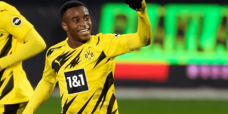 Youssoufa Moukoko – Thần Đồng Ghi Bàn Đức 2026