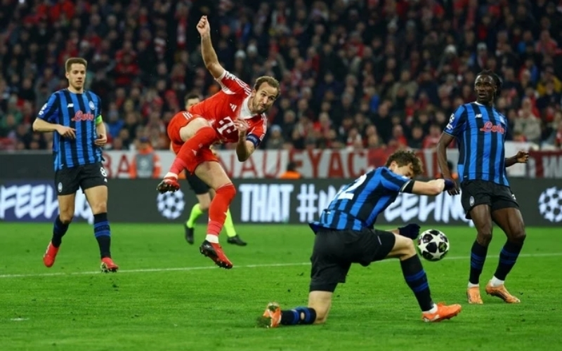 Sự tụt hậu về hạ tầng và bài toán sân vận động riêng