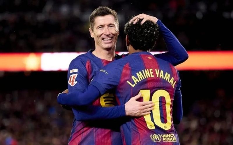 Barcelona đối mặt với bài toán kinh tế nan giải và giải pháp từ lò La Masia