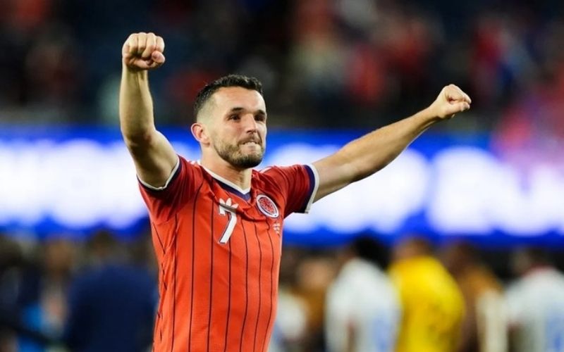 Đánh giá nguồn năng lượng dồi dào và khả năng tranh chấp tay đôi của John McGinn